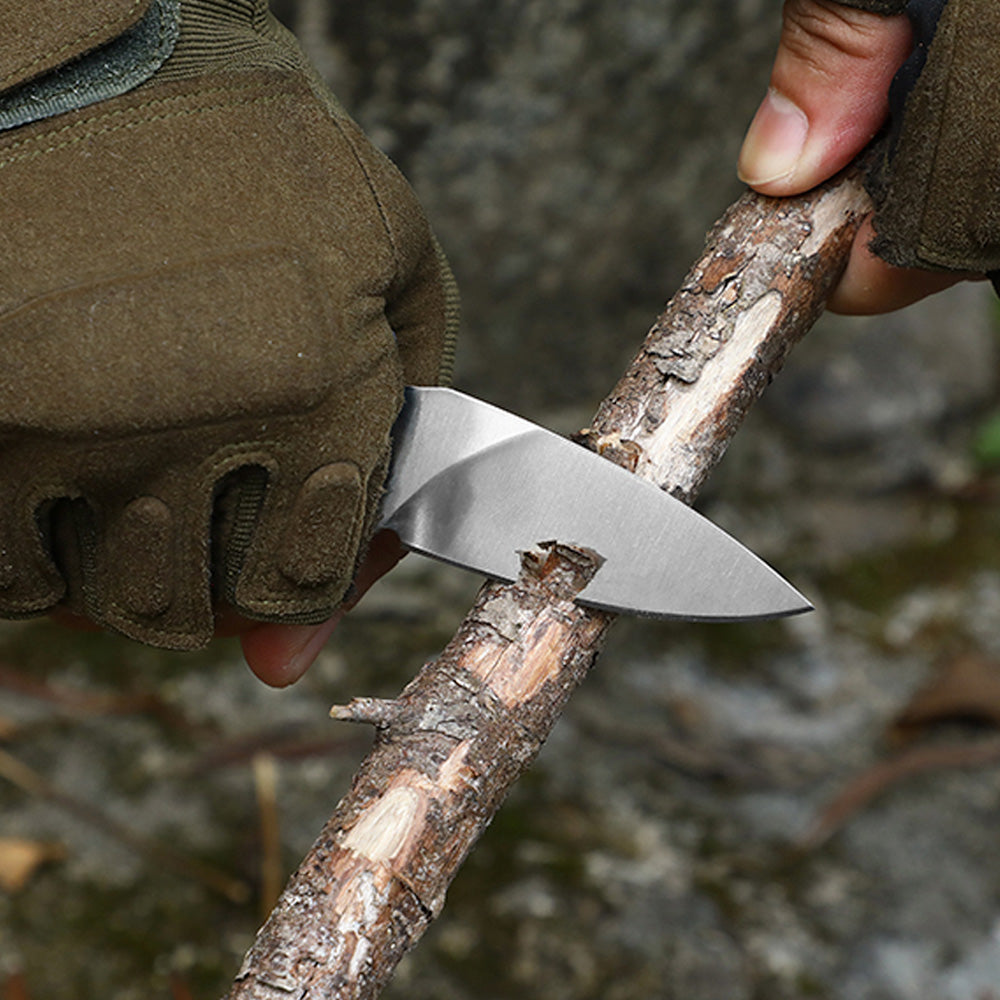Coltello a lama fissa Omesio Compact D2 con fodero in Kydex