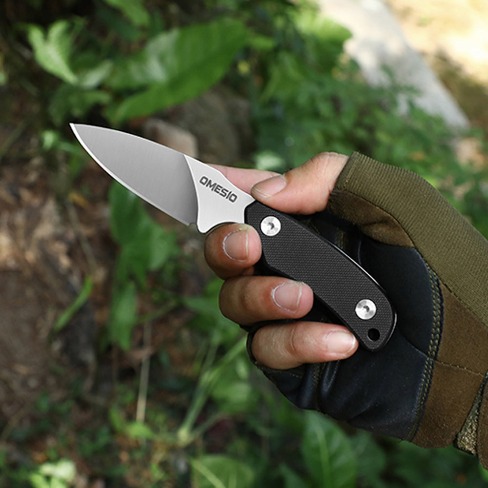 Coltello a lama fissa Omesio Compact D2 con fodero in Kydex