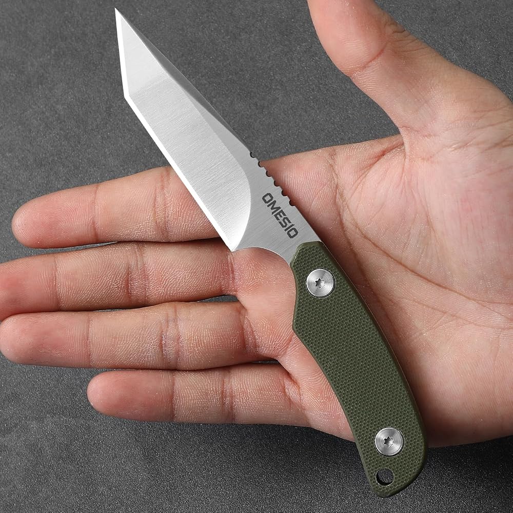 Omesio Tactical D2 Fixed Blade EDC Neck Knife