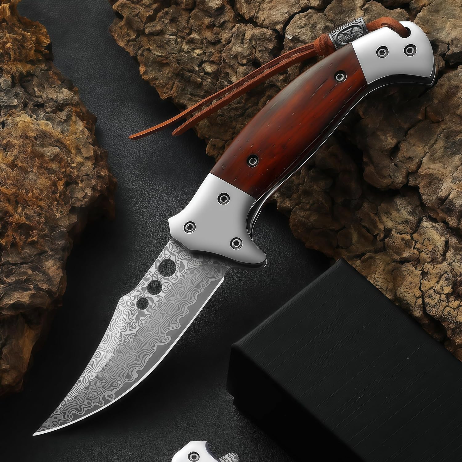 Omesio Hand-Forged Damascus Folding Knife – 67 Layers of VG10 Steel